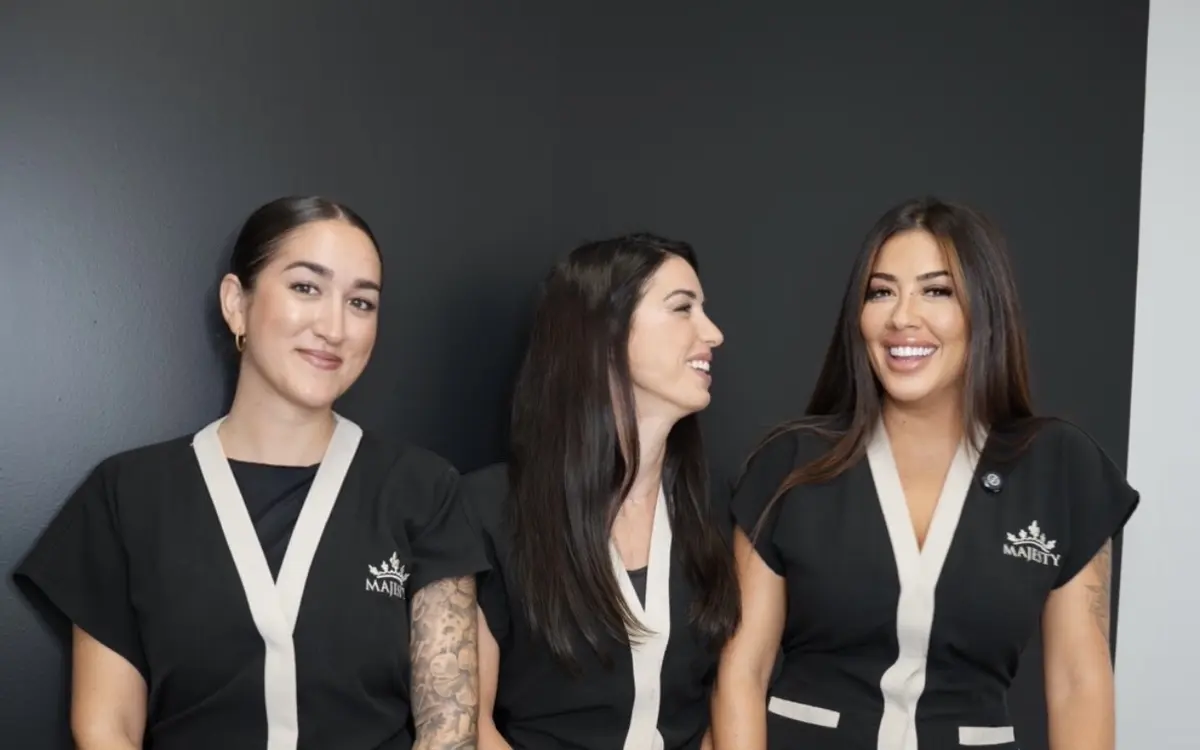 Parte del equipo de Clínica Majesty